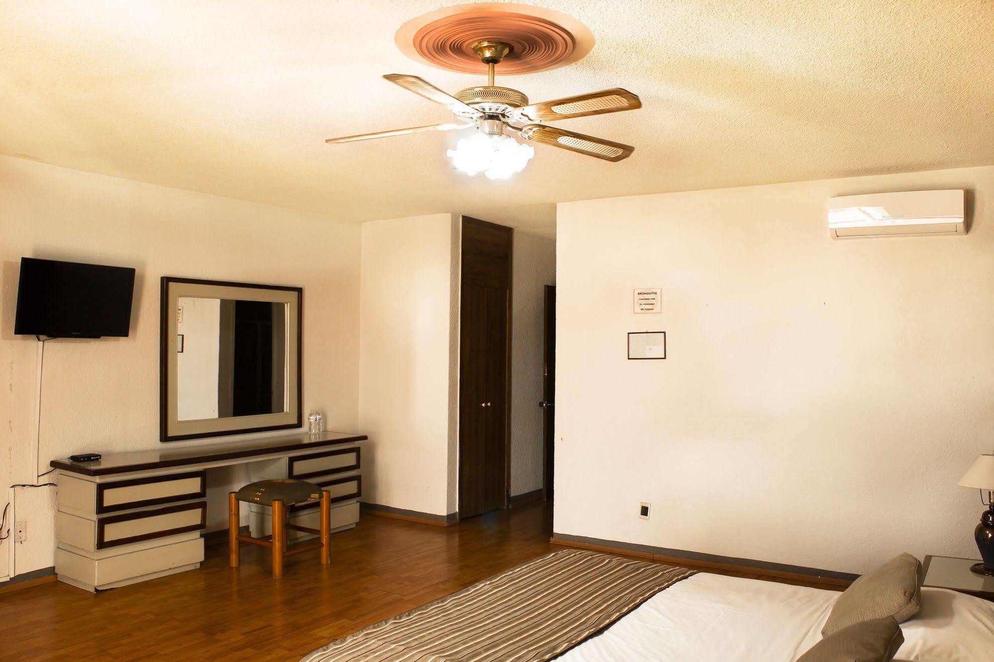 Hotel El Monte Salamanca Luaran gambar
